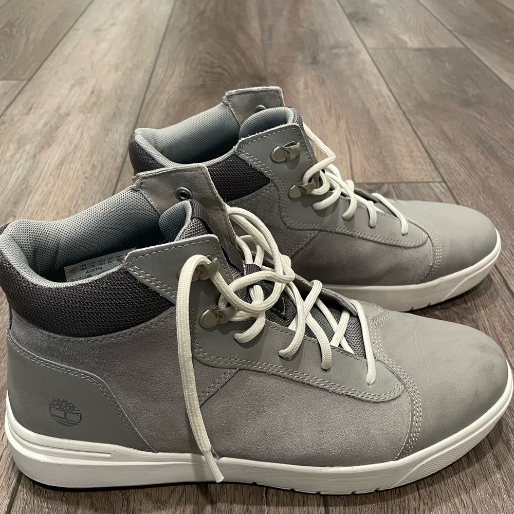 Timberland Men's Light Gray High-Top Sneakers - Picture 2 of 6